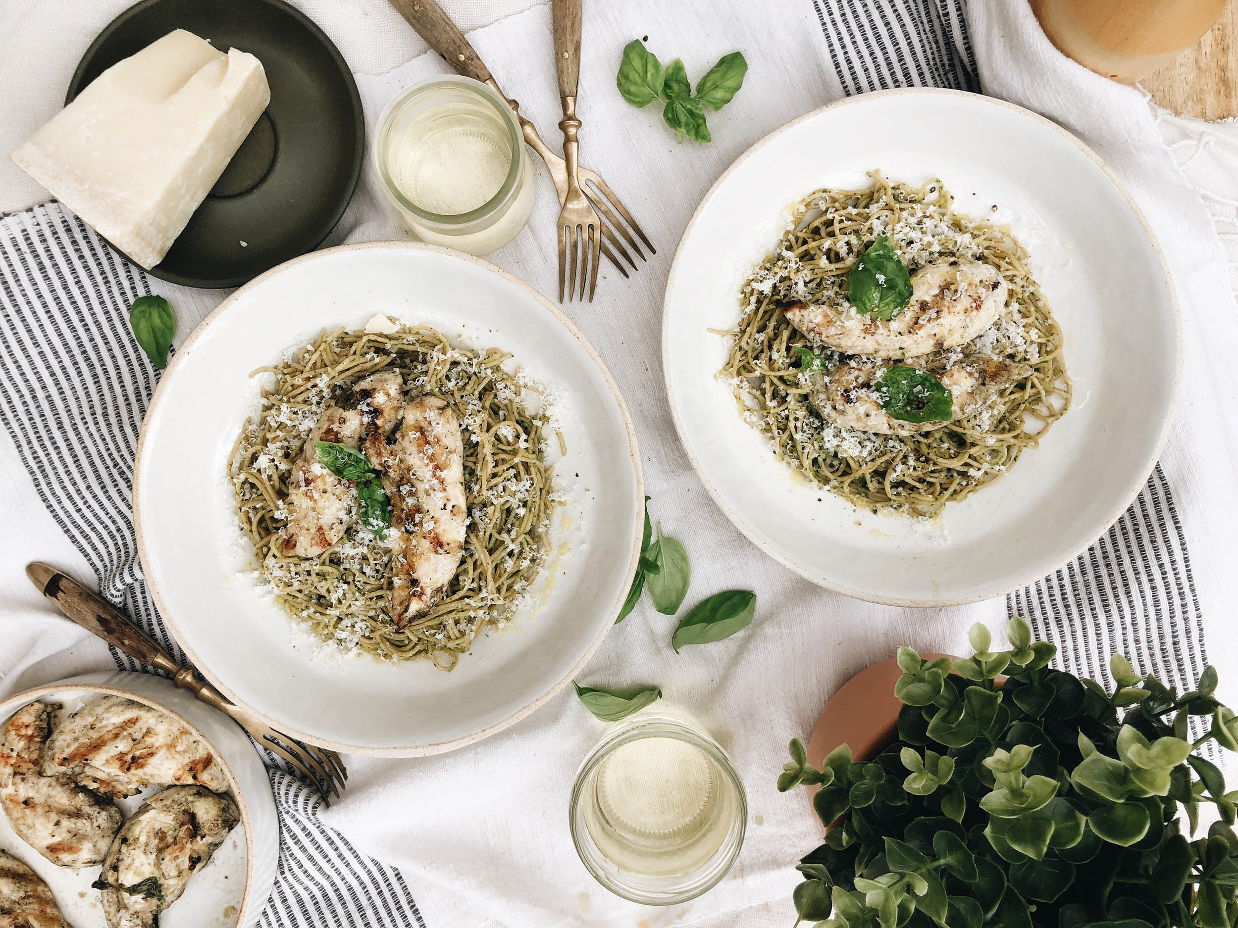 Whole Wheat Pesto Pasta with Grilled Chicken Pompeian