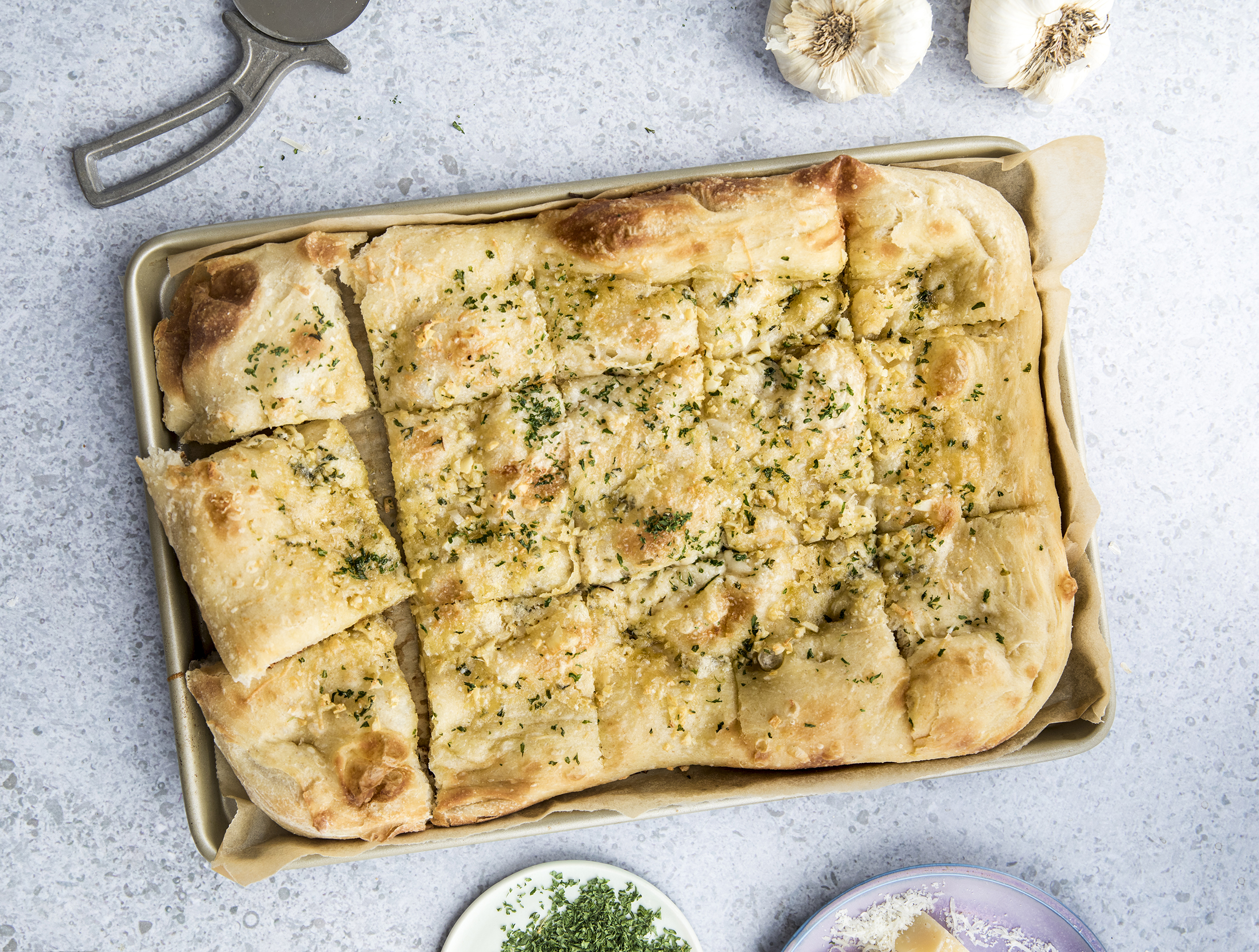 Olive Oil and Garlic Pizza