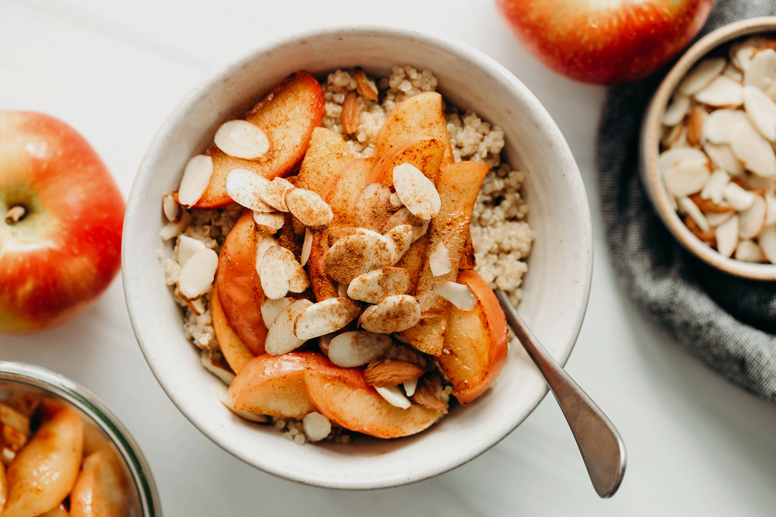 Sautéed Cinnamon Apple Breakfast Bowl - Pompeian