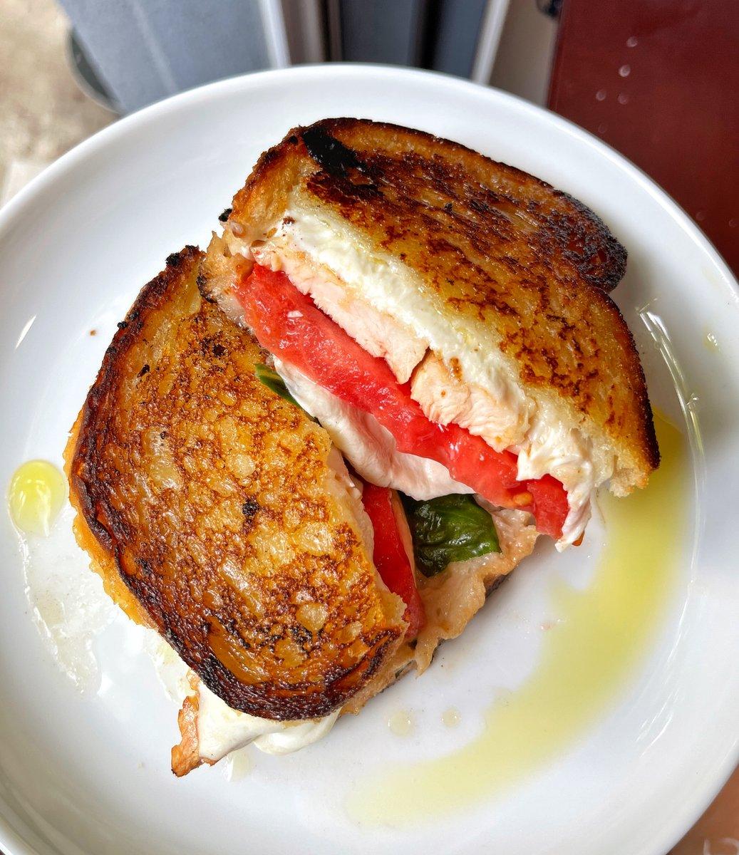 Cheesy Caprese Chicken Sandwhich