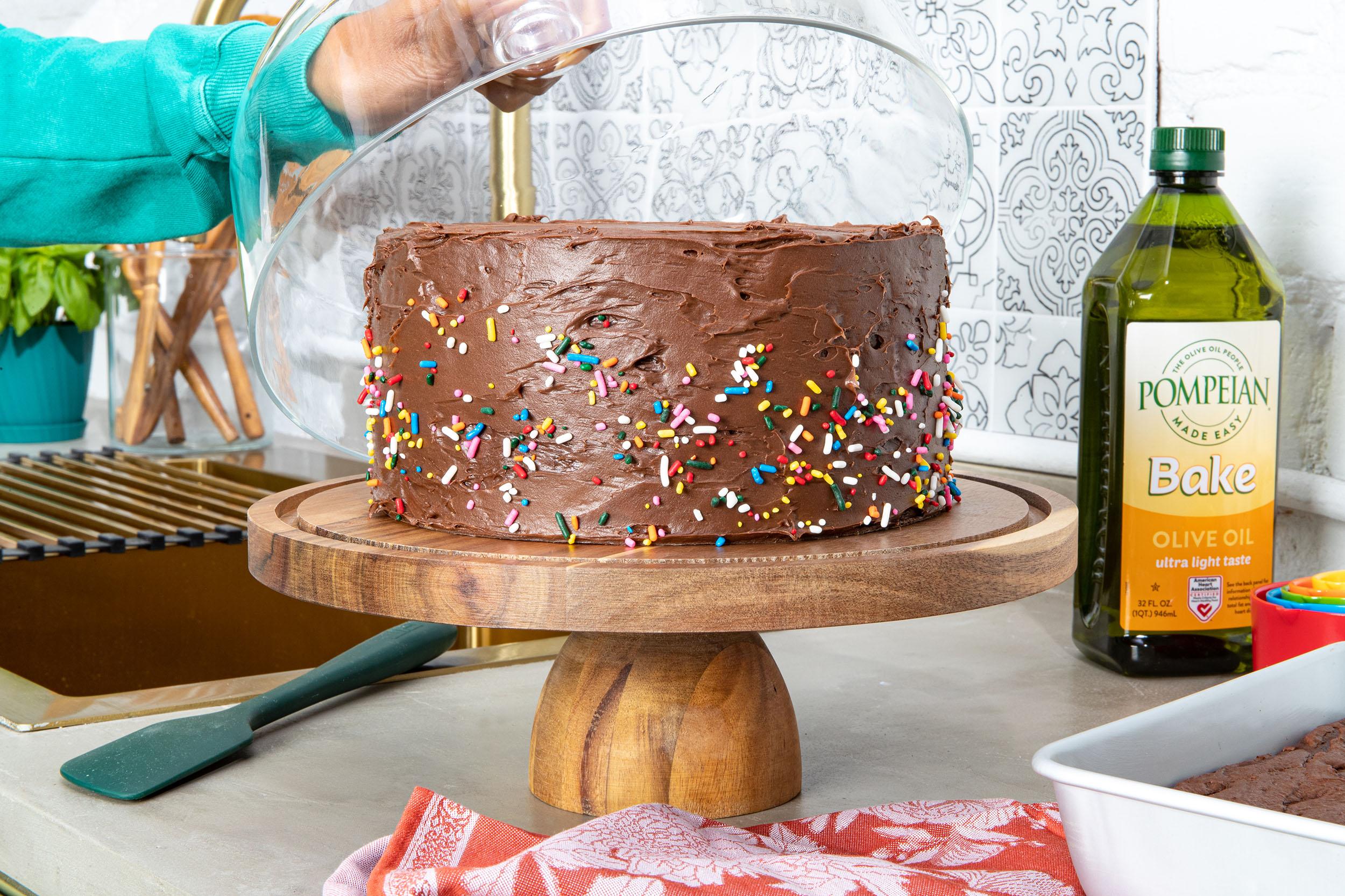 Bake Lifestyle Shot 4
